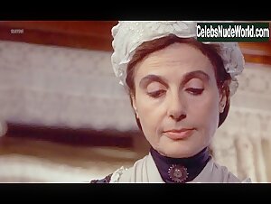 Gillian Hills in Demons of the Mind (1972) 19