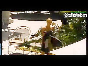 Gigi Ferari Outdoors , Explicit in 7 Lives Xposed (series) (2001) 12
