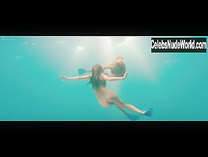 Ashlynn Brooke in Piranha 3D (2010) 8