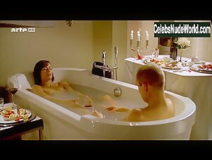 Gesine Cukrowski in Zwischen heute und morgen (2009) 3