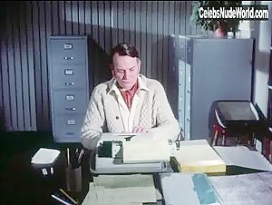 Geraldine Moffat in Last Chapter (short) (1974) 5