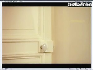 Geraldine Chaplin Explicit , Bathtub in Le voyage en douce (1980) 14