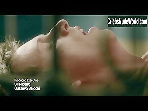 Gabriela Grecco in A Segunda Vez (series) (2014) 9