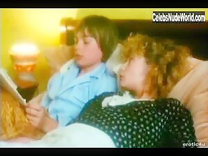 Gaelle Legrand in Tendres cousines (1980) 5