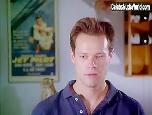 Holly Marie Combs in A Reason to Believe (1995) 19