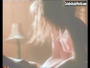 Holly Hunter in Harlan County War (2000) 4