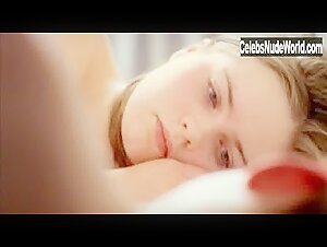 Hera Hilmar in Smafuglar (2008) 16