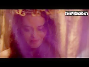 Helena Bonham Carter in Henry VIII (2003) 10
