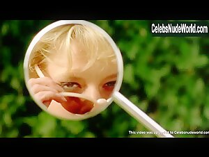 Helena Bergstrom in Anglagard - Andra sommaren (1994) 11