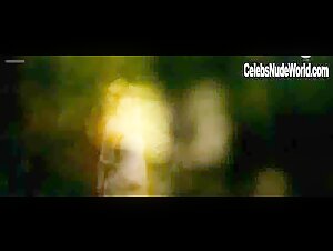Helena Af Sandeberg in Kim Novak badade aldrig i Genesarets sjo (2005) 3