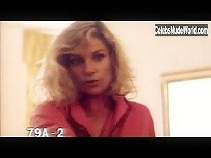 Helen Shaver in Desert Hearts (1985) 2