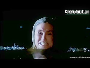 Heidi Kozak in Friday the 13th Part VII: The New Blood (1988) 15