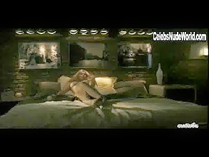 Heather Vandeven Exposed , boobs in Life on Top (series) (2009) 4