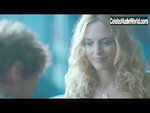 Heather Graham in Boogie Woogie (2009) 11