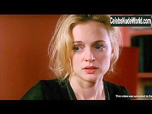 Heather Graham in Adrift in Manhattan (2007) 5