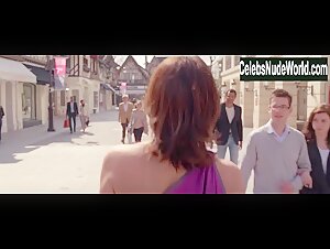 Helena Noguerra in Hotel Normandy (2013) 16