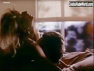 Janet Gunn Kissing , boobs in Night of the Running Man (1995) 16