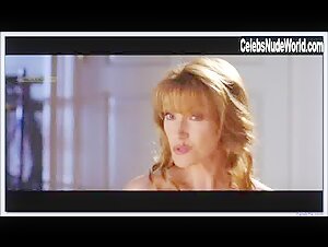 Jane Seymour in Wedding Crashers (2005) 9