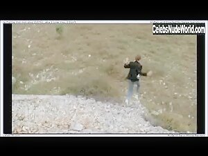 Jane Birkin Flasing , Butt in Je t'aime moi non plus (1976) 5