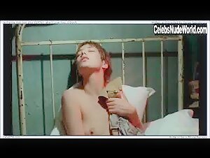 Jane Birkin boobs , Nipple in Je t'aime moi non plus (1976) 18