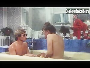 Jane Birkin in Serieux comme le plaisir (1975) 3