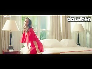 Jana Perez in Farina - Cocaine Coast (series) (2018) 16