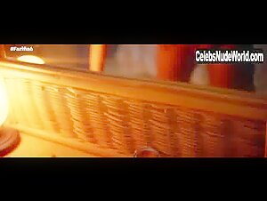 Jana Perez Sensual , Couple in Farina - Cocaine Coast (series) (2018) 3