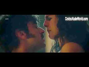Jana Perez Sensual , Brunette in Farina - Cocaine Coast (series) (2018) 16