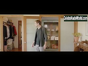Jamie Gray Hyder in Better Days (2019) 2