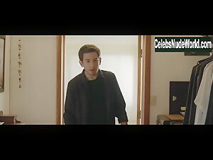 Jamie Gray Hyder in Better Days (2019) 4