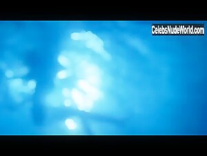 Jaime King underware , hot scene in Slackers (2002) 11