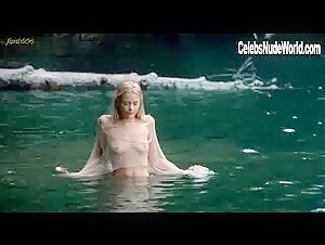 Jaime King Transparent Shirt , boobs in Happy Campers (2001) 13