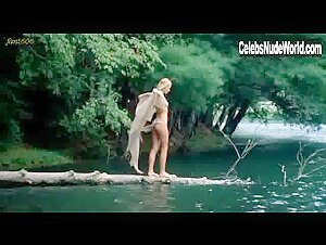 Jaime King Transparent Shirt , boobs in Happy Campers (2001) 3