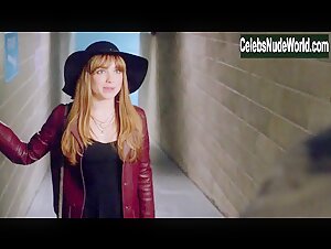 Jacqueline Byers in Roadies (series) (2016) 5
