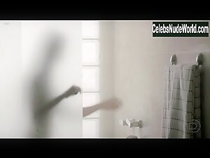 Isis Valverde in O Canto da Sereia (series) (2013) 3