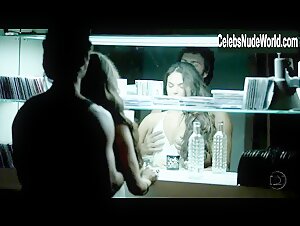 Isis Valverde Lingerie , Couple in O Canto da Sereia (series) (2013) 2
