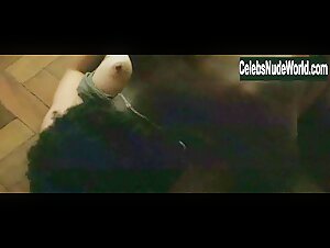 Isis Valverde Kissing , Couple in Faroeste caboclo (2013) 12