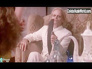 Isabelle Illiers in Les fruits de la passion (1981) 14