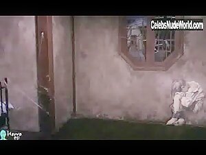 Isabelle Illiers Exposed , Vintage in Les fruits de la passion (1981) 1