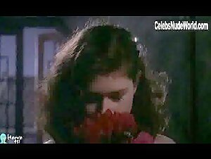 Isabelle Illiers Vintage , boobs in Les fruits de la passion (1981) 18