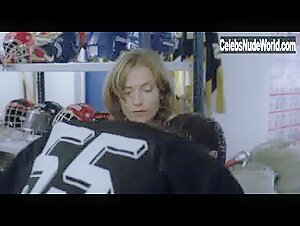 Isabelle Huppert in La pianiste (2001) 14