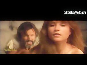 Isabelle Huppert Kissing , boobs in Heaven's Gate (1980) 19