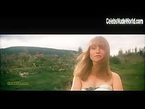 Isabelle Huppert Flashing , boobs in Heaven's Gate (1980) 2