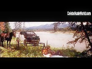 Isabelle Huppert Public Nudity , Butt in Heaven's Gate (1980) 10