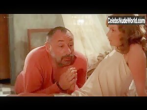 Irene Skobline Flasing , boobs in Coup de torchon (1981) 15
