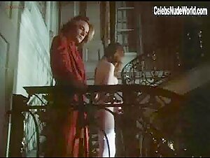 Isabelle Huppert in La storia vera della signora dalle camelie (1981) 16