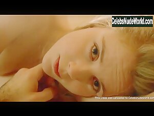Isabelle Carre in La femme defendue (1997) 7