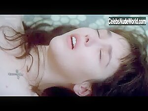 Isabelle Adjani in Diabolique (1996) 20