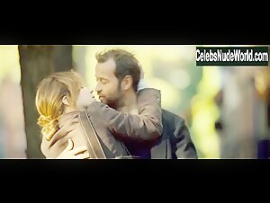 Isabella Ragonese in Il giorno in piu (2011) 18