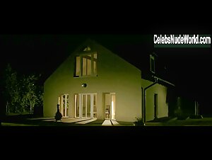 Isabel Thierauch in Die Haut der Anderen (2016) 6